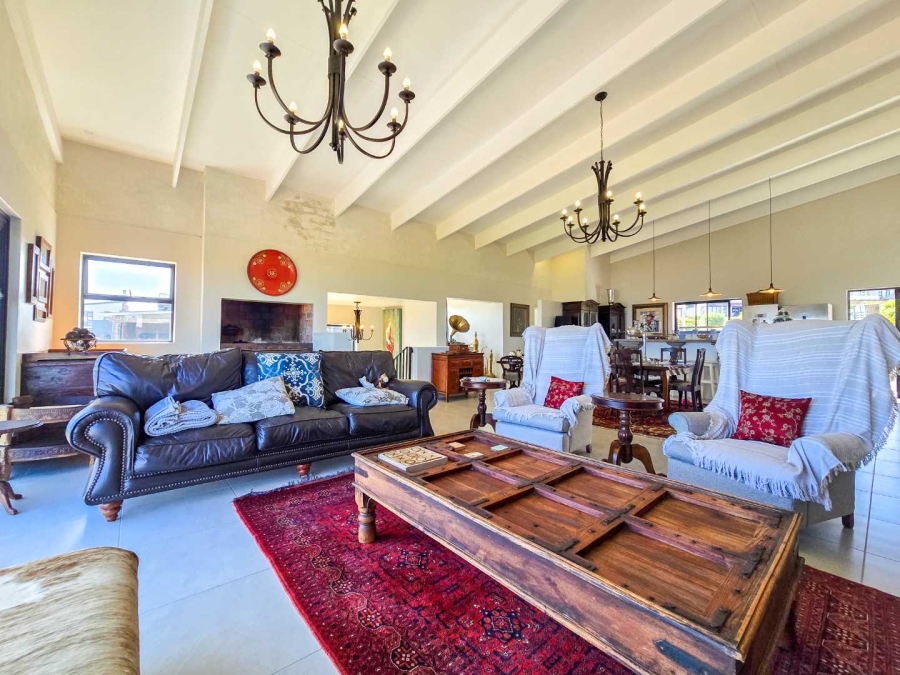 3 Bedroom Property for Sale in Stilbaai Oos Western Cape